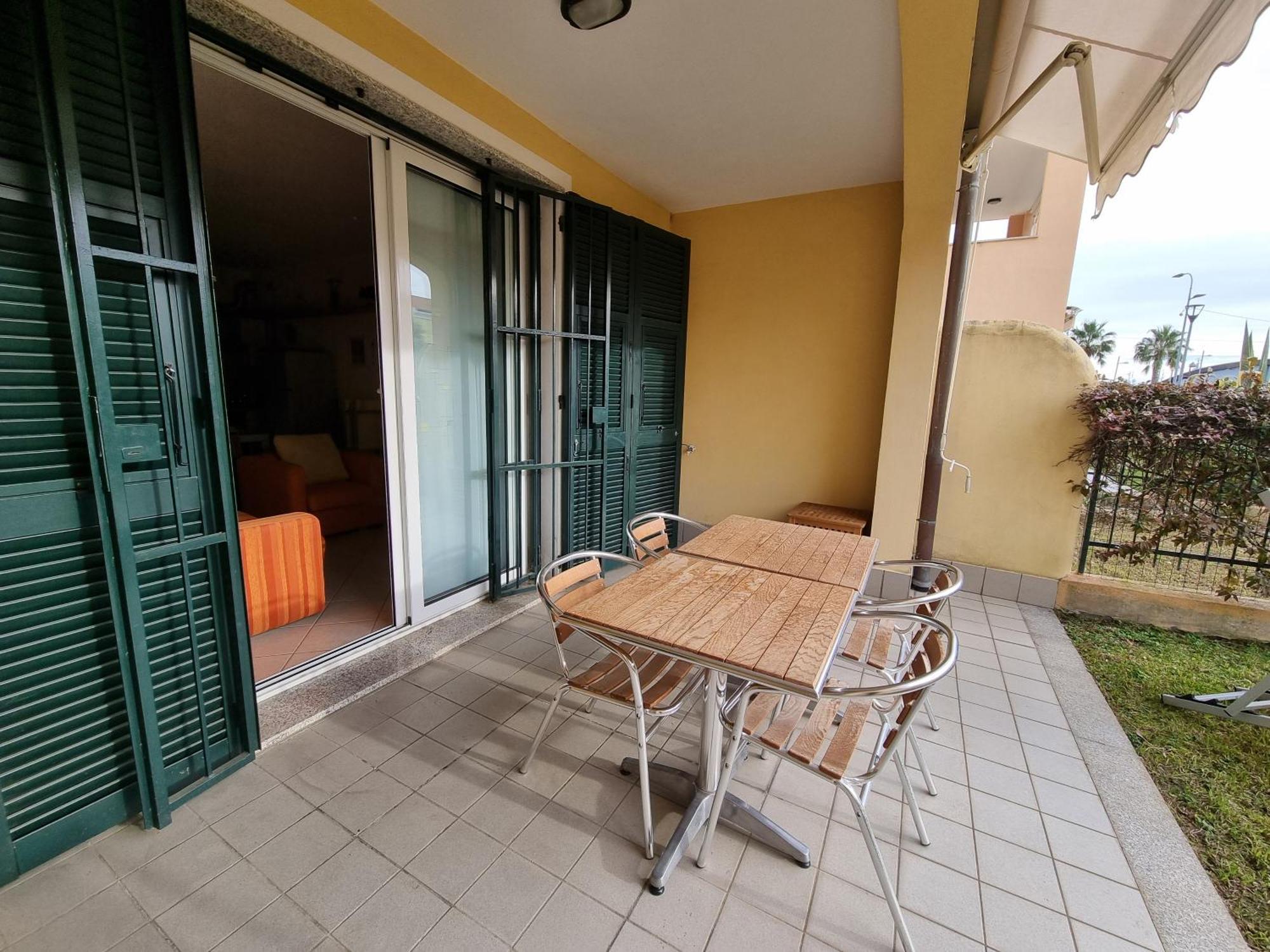 Appartamento La Casa Di Freddy โลอาโน ภายนอก รูปภาพ